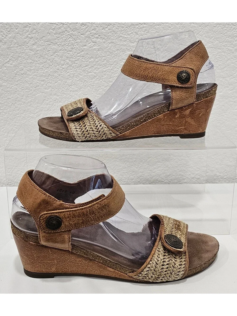 Taos Festival Women’s EU 40 US 9-9.5 Brown Leather Woven Wedge Sandals